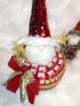 Preview: Weihnachtliche Süssigkeitentorte